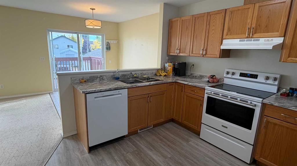 7215 105 Street   - Photo 9