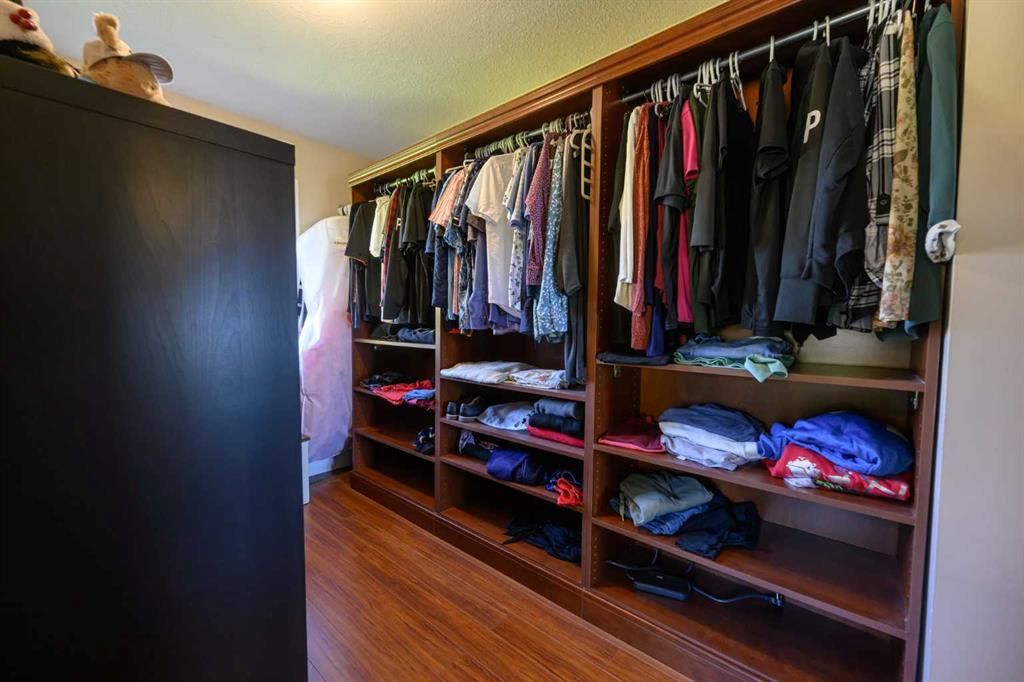 9905 75 Avenue  - Photo 23