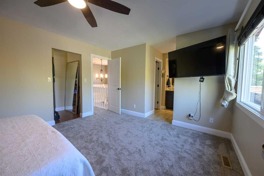 9905 75 Avenue  - Photo 25