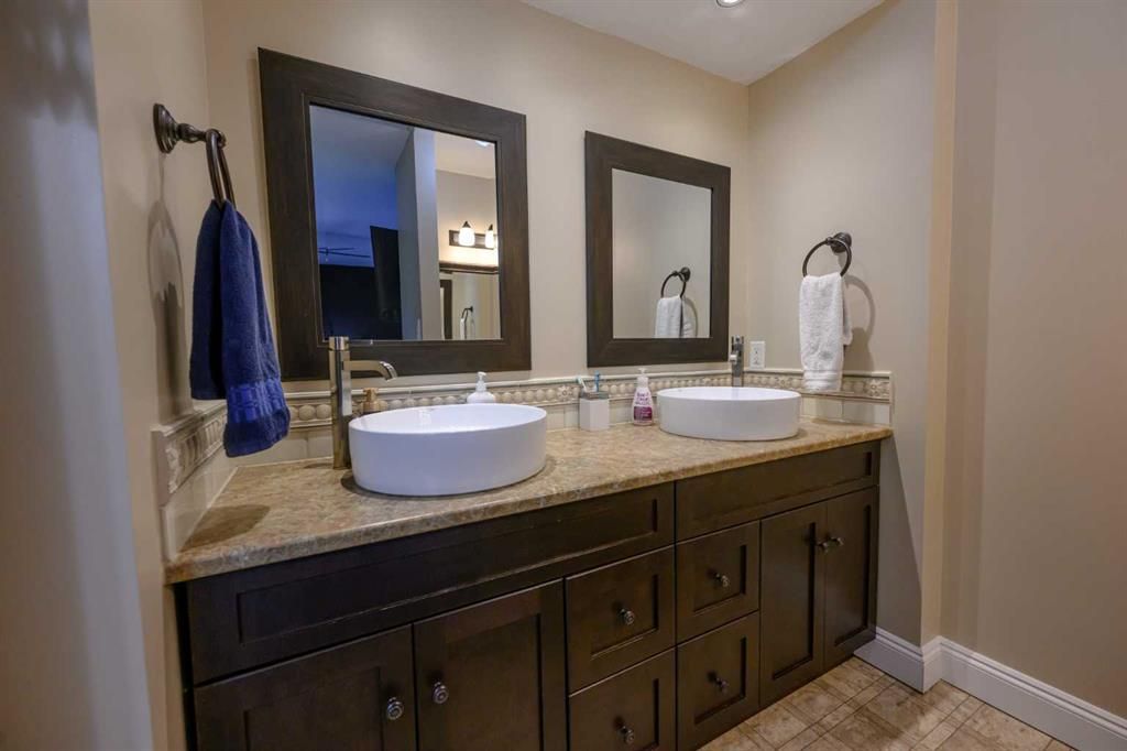 9905 75 Avenue  - Photo 26