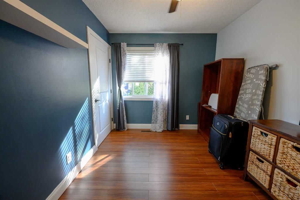 9905 75 Avenue  - Photo 31