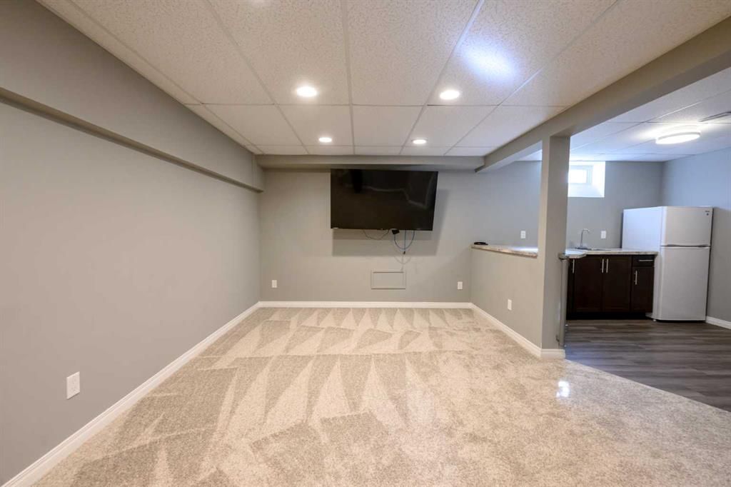 9905 75 Avenue  - Photo 36