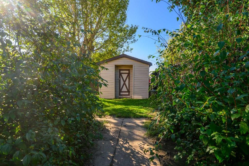 9905 75 Avenue  - Photo 48