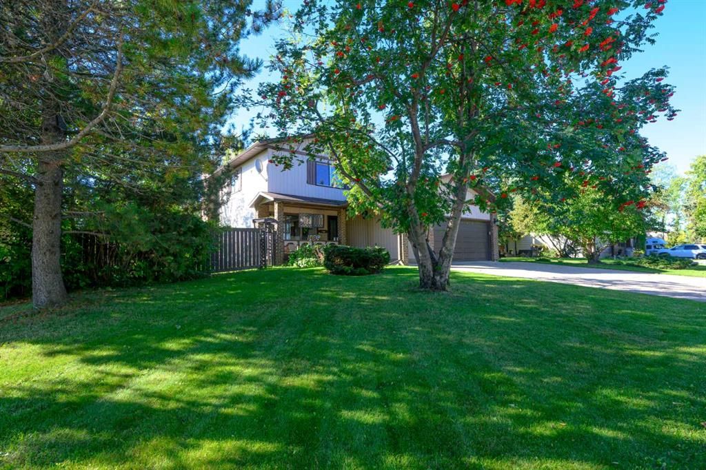 9905 75 Avenue  - Photo 50