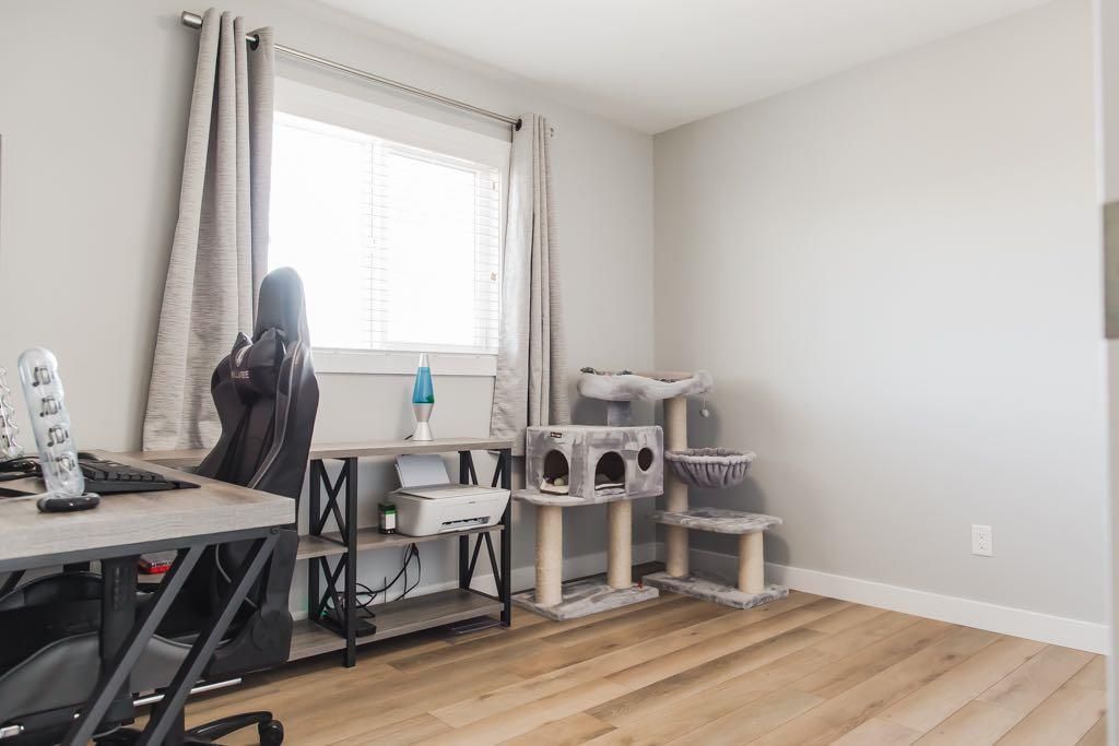 8878 85A Avenue  - Photo 25