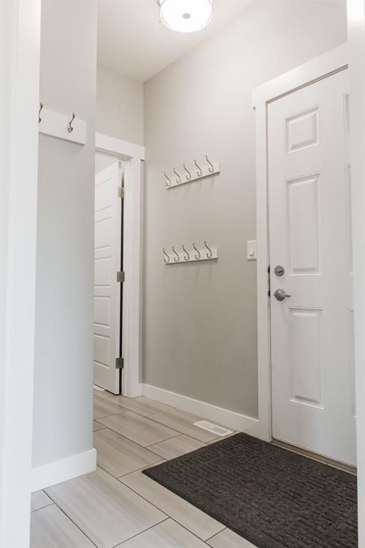 8878 85A Avenue  - Photo 5