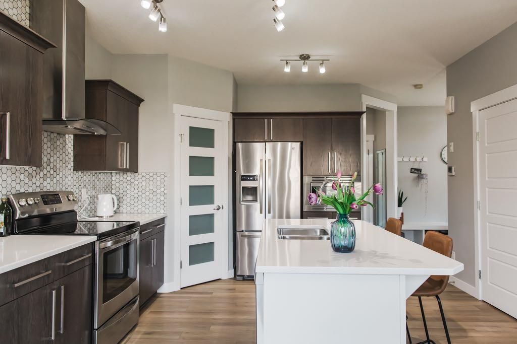 8878 85A Avenue  - Photo 7
