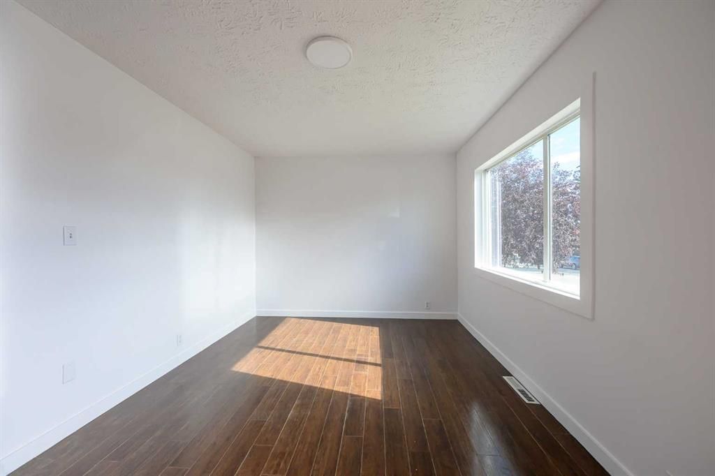 10024 103 Avenue  - Photo 6