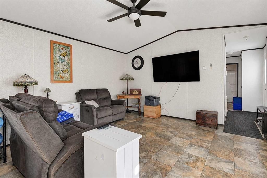 9924 99 Street  - Photo 11