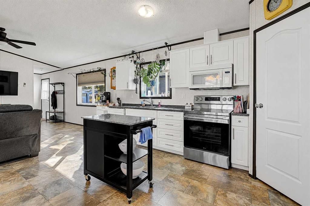 9924 99 Street  - Photo 14
