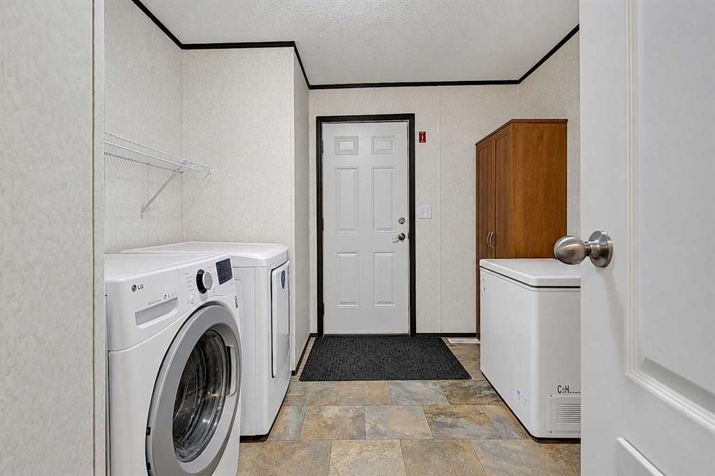 9924 99 Street  - Photo 18