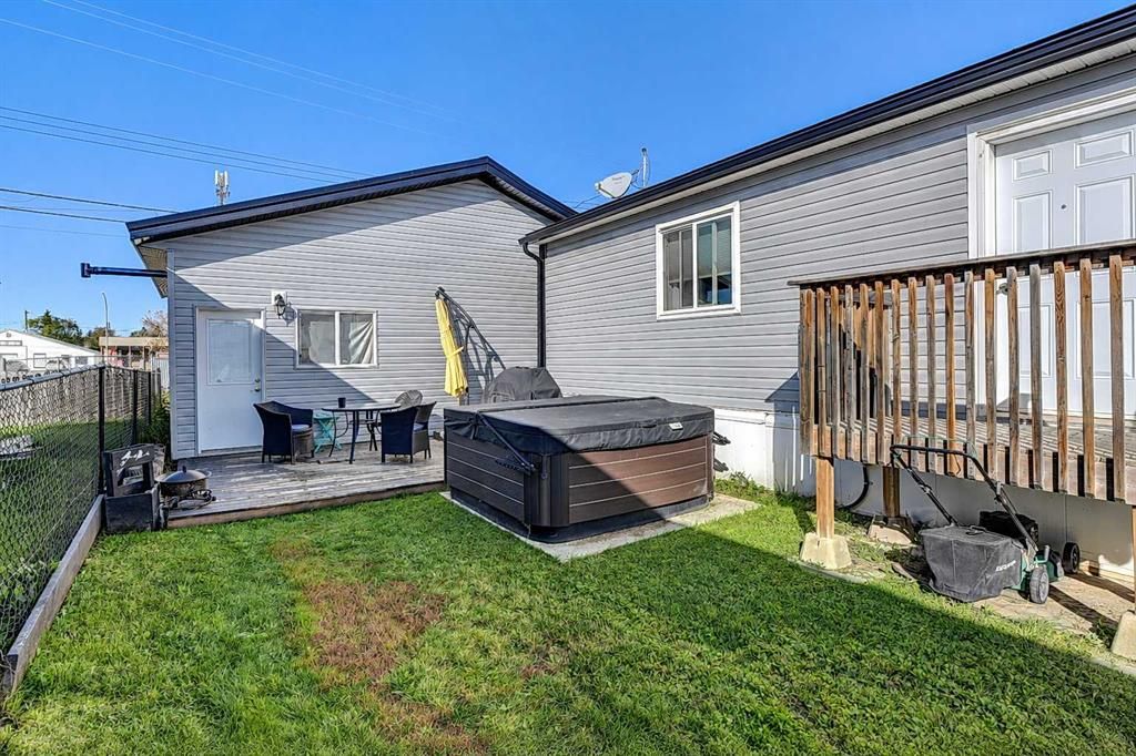 9924 99 Street  - Photo 22