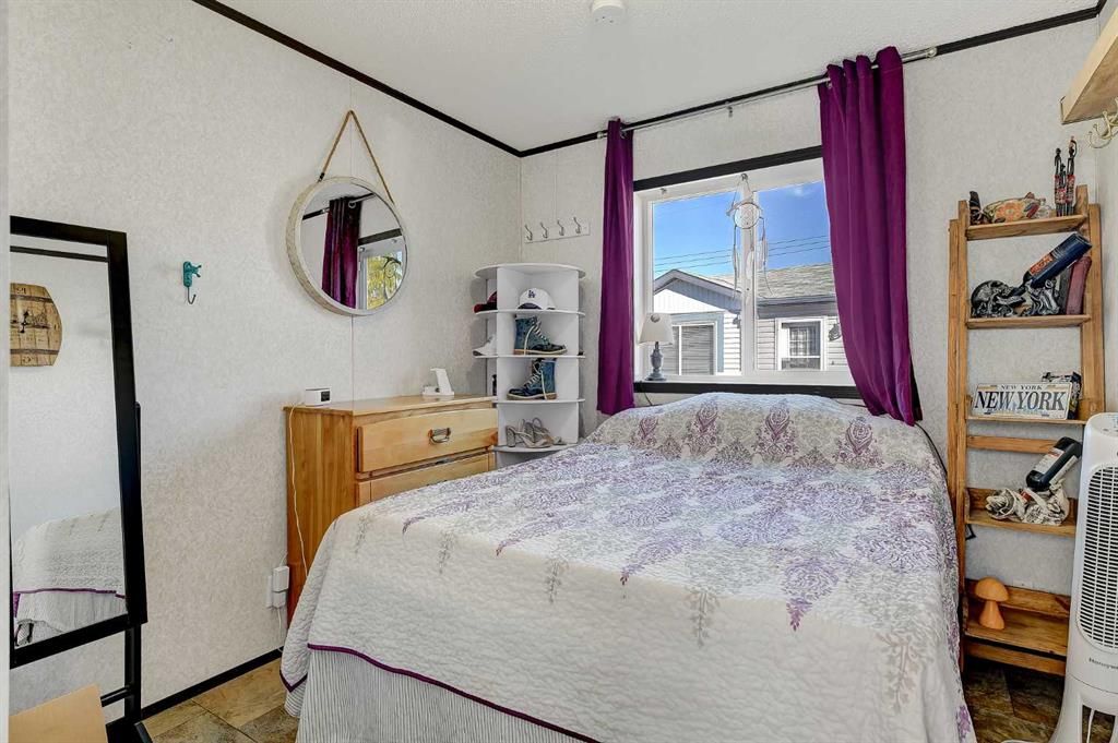 9924 99 Street  - Photo 5