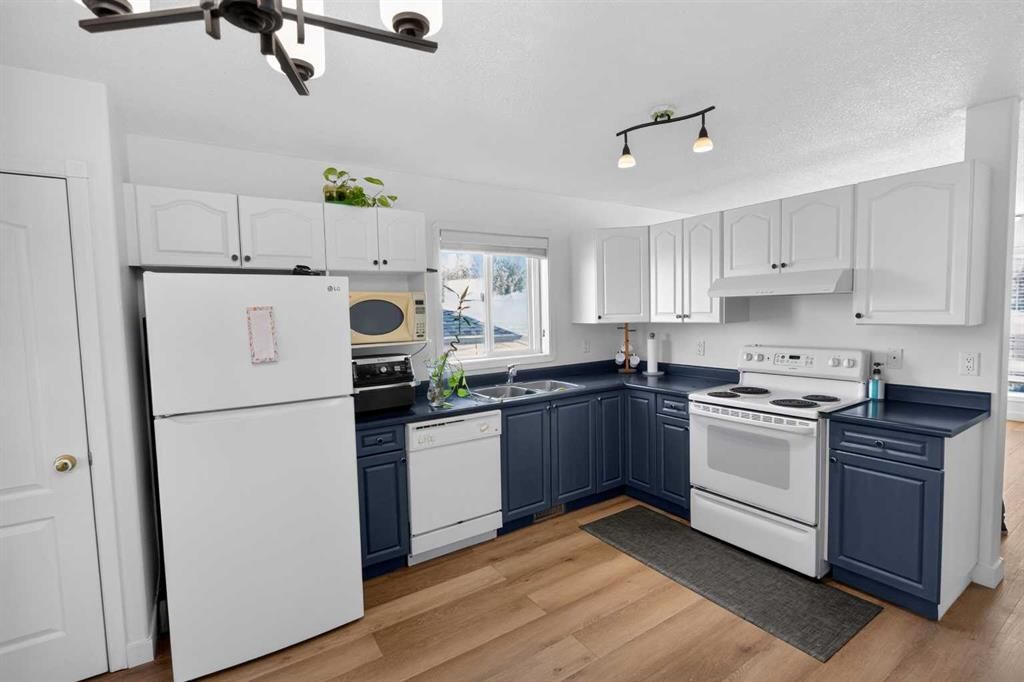 9218 115 Avenue  - Photo 12