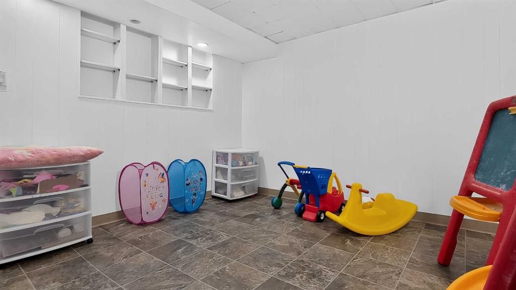 9908 86 Park Avenue  - Photo 25