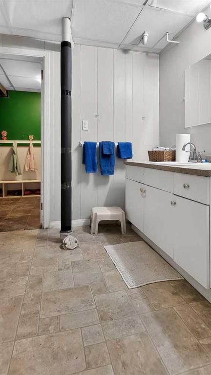 9908 86 Park Avenue  - Photo 32
