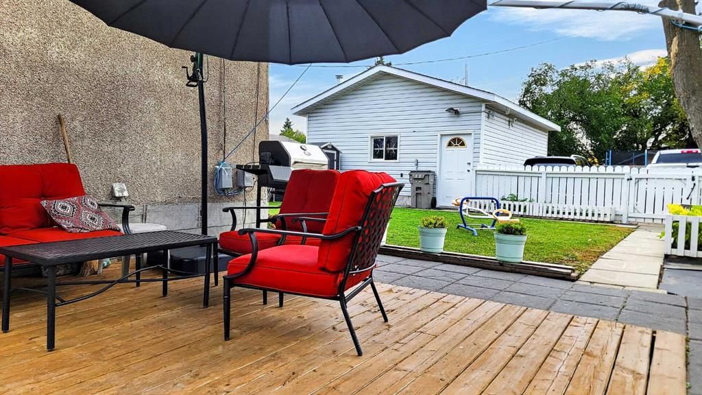 9908 86 Park Avenue  - Photo 35