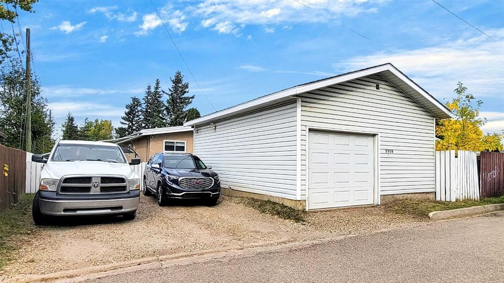 9908 86 Park Avenue  - Photo 38