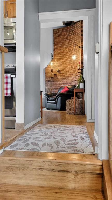 9908 86 Park Avenue  - Photo 4