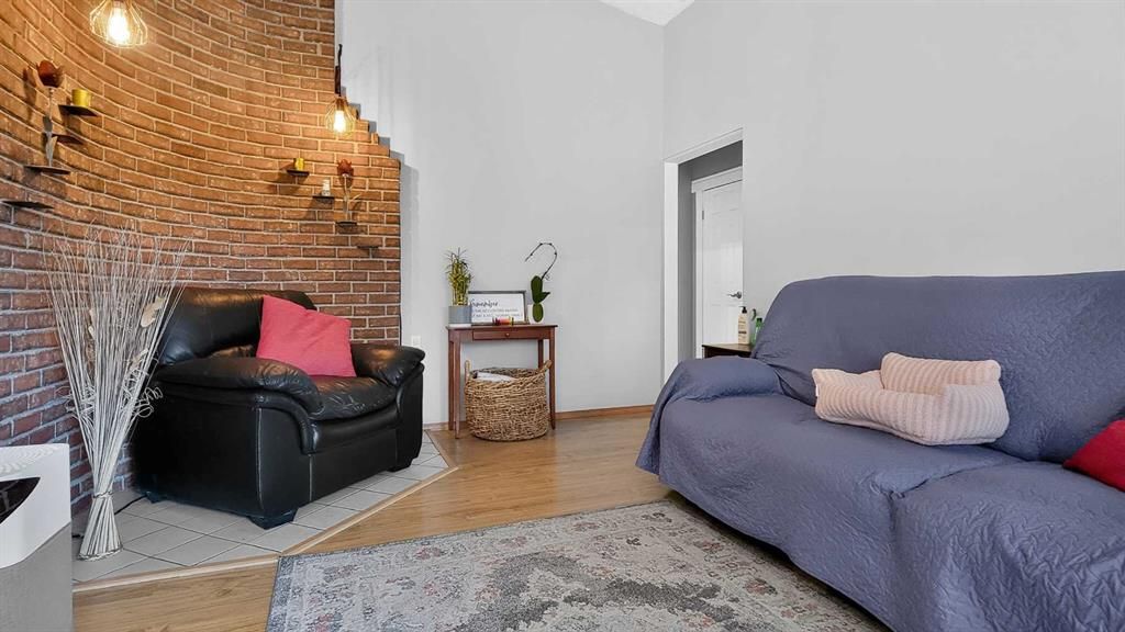 9908 86 Park Avenue  - Photo 7