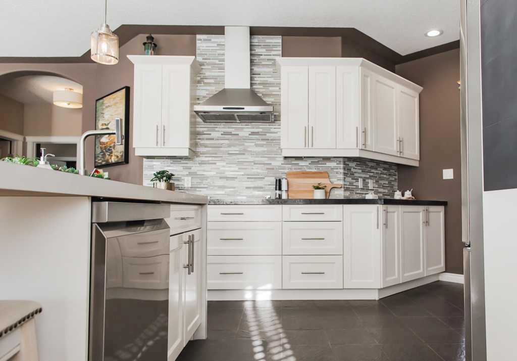 9305 Lakeshore Court   - Photo 24
