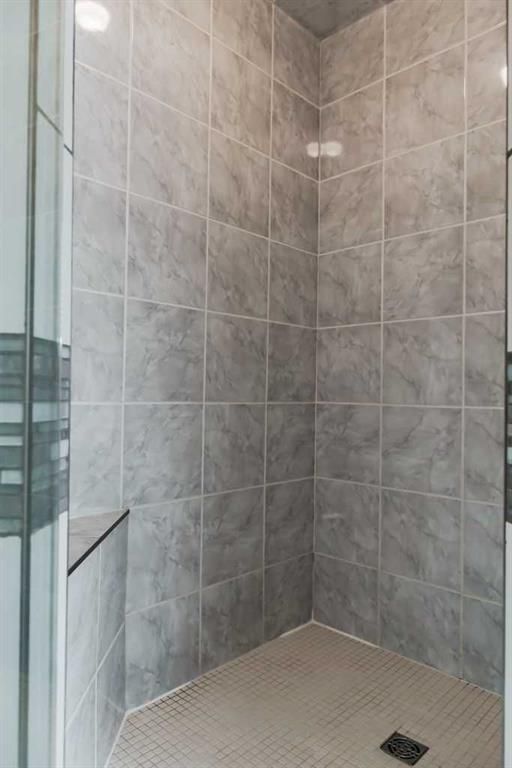 9305 Lakeshore Court   - Photo 42