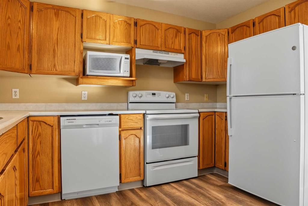10613 91A Street  - Photo 10