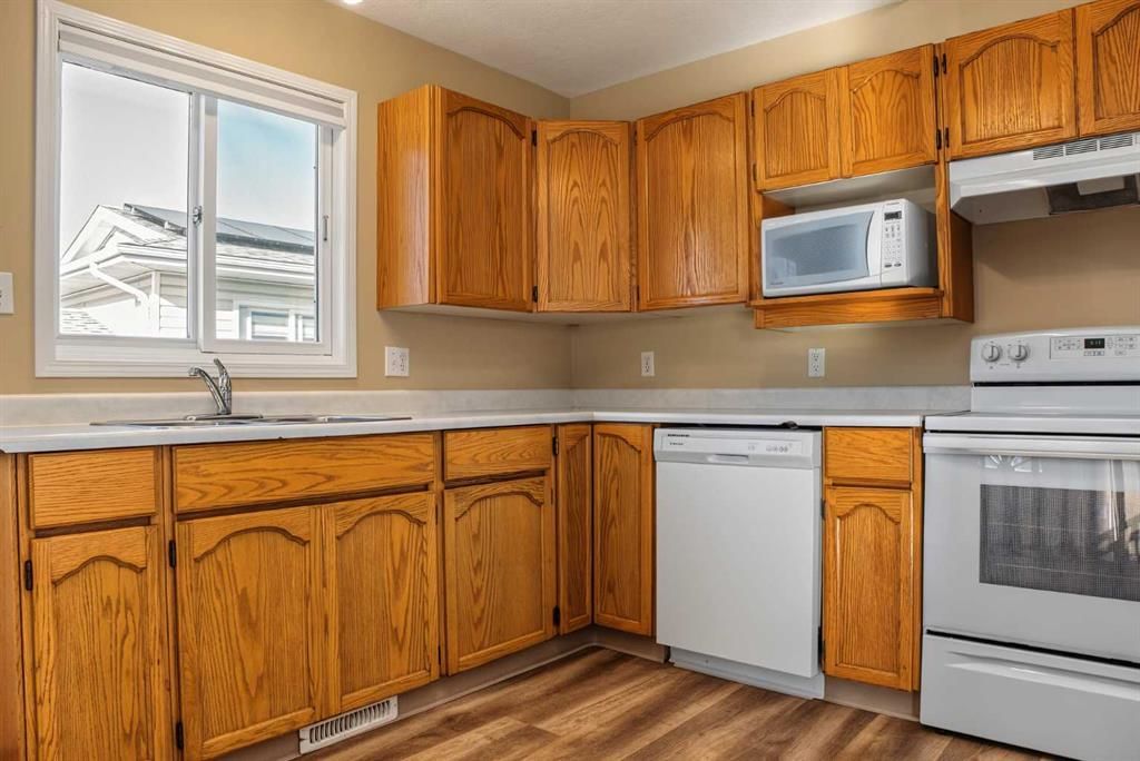 10613 91A Street  - Photo 11