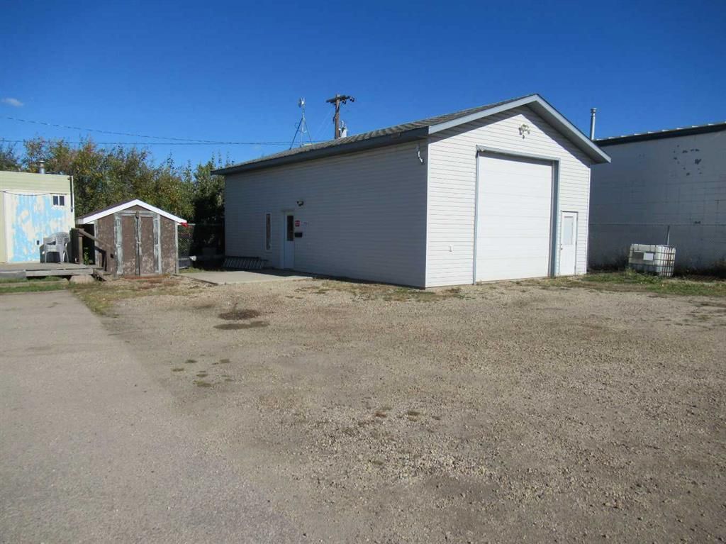 11450 89 Avenue  - Photo 8