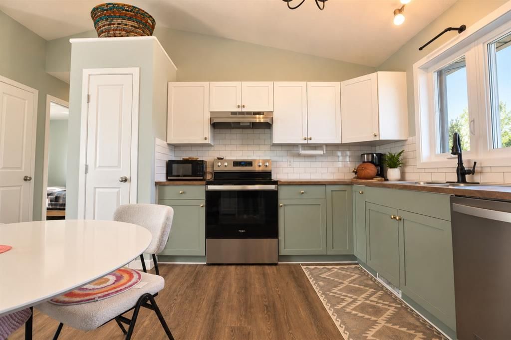 9328 98 Avenue  - Photo 9