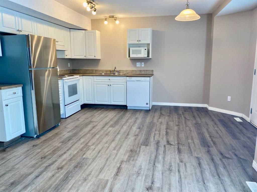 208, 10150 121 Avenue  - Photo 4