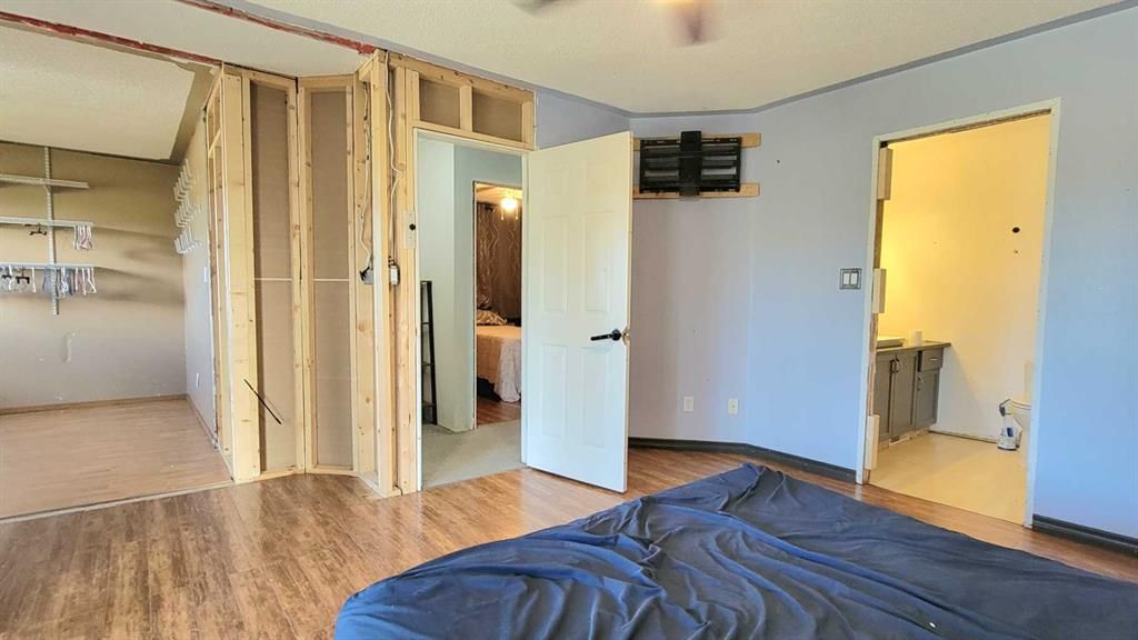 9810 102 Avenue  - Photo 9