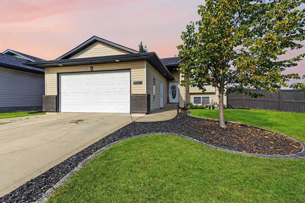 9830 67 Avenue - Photo 1