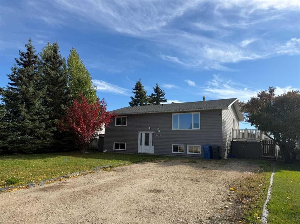 9915 97 Avenue  - Photo 1