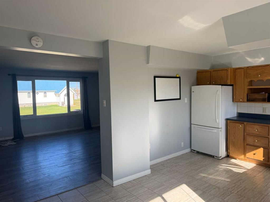 9915 97 Avenue  - Photo 5