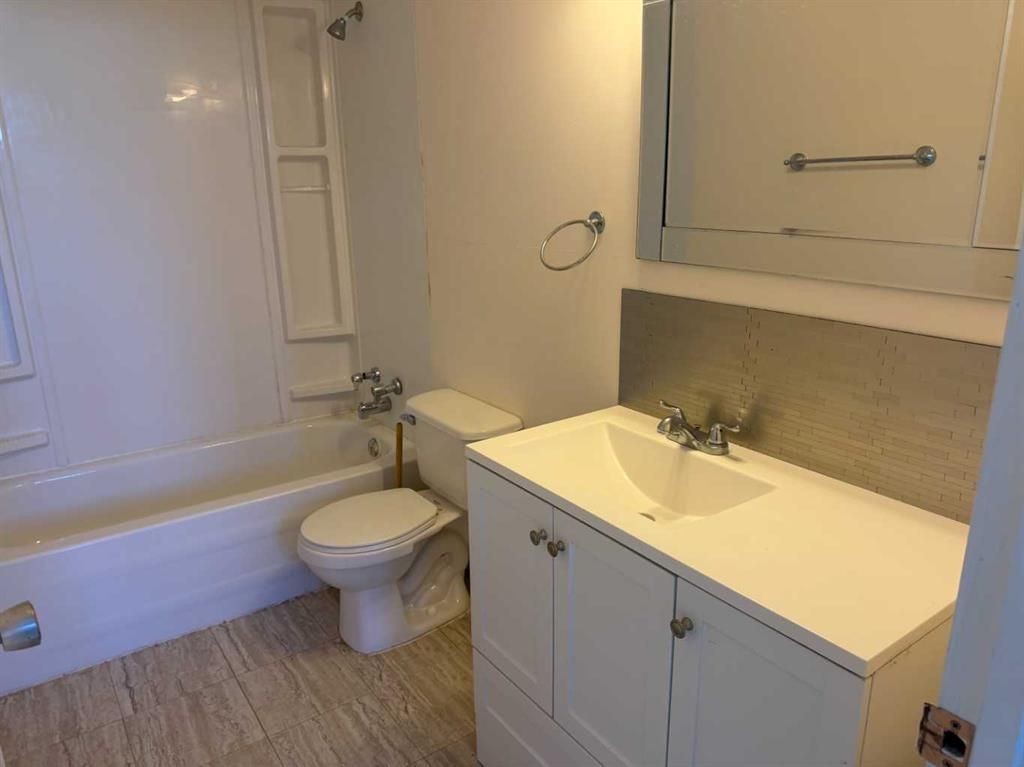 9915 97 Avenue  - Photo 7