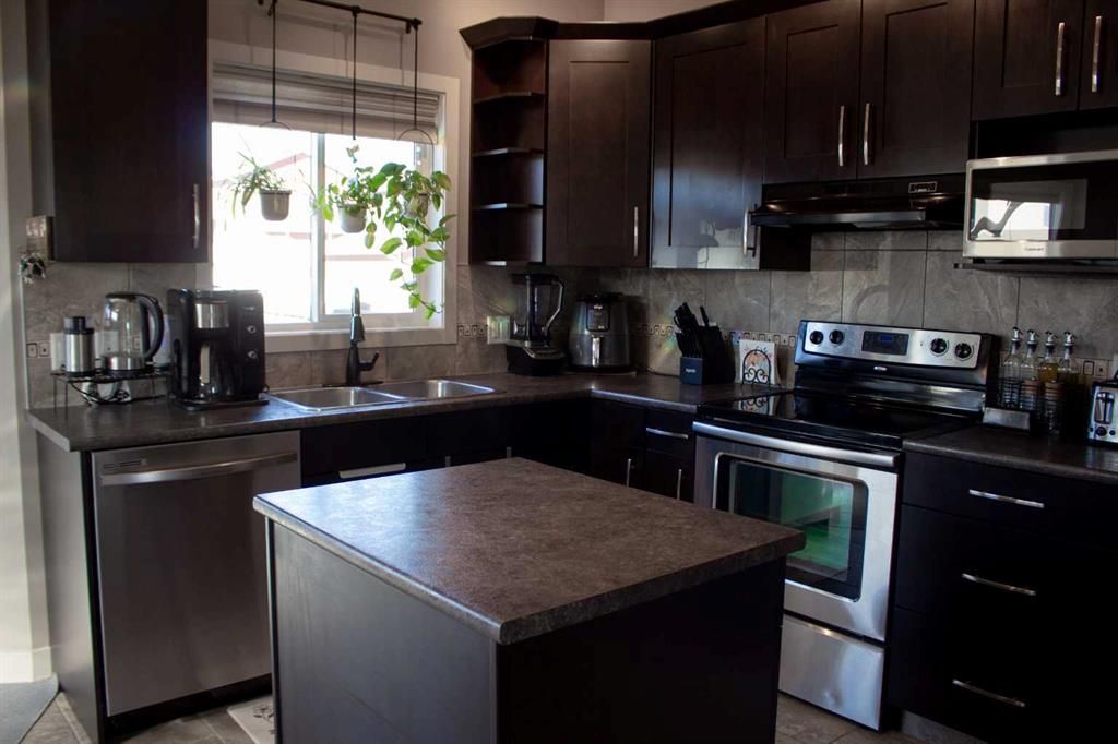 9402 88 Street  - Photo 10