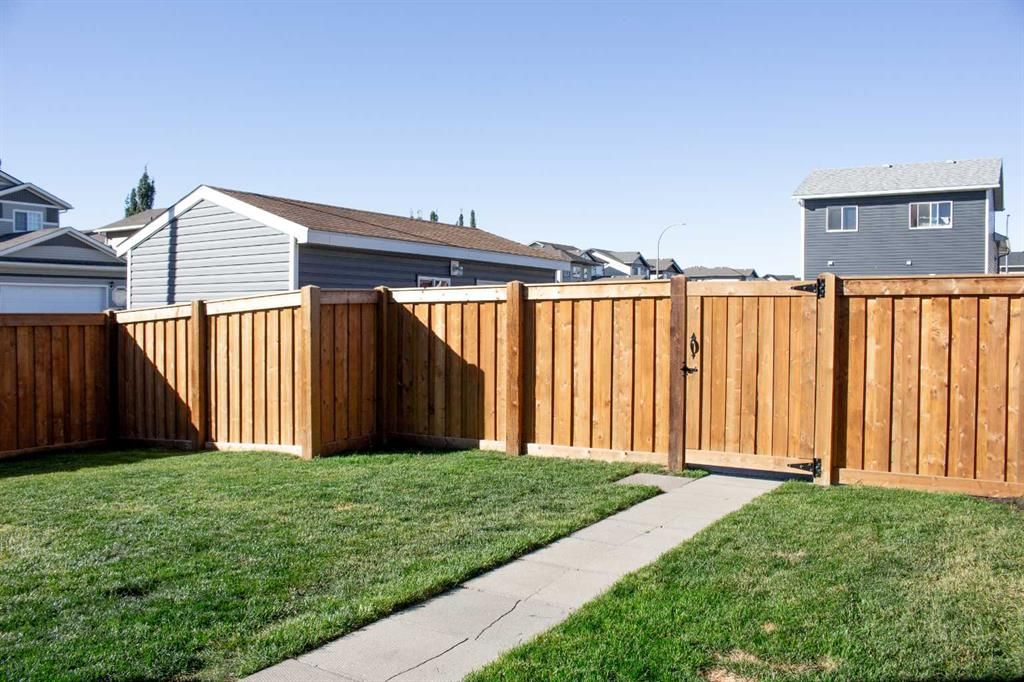 9402 88 Street  - Photo 28