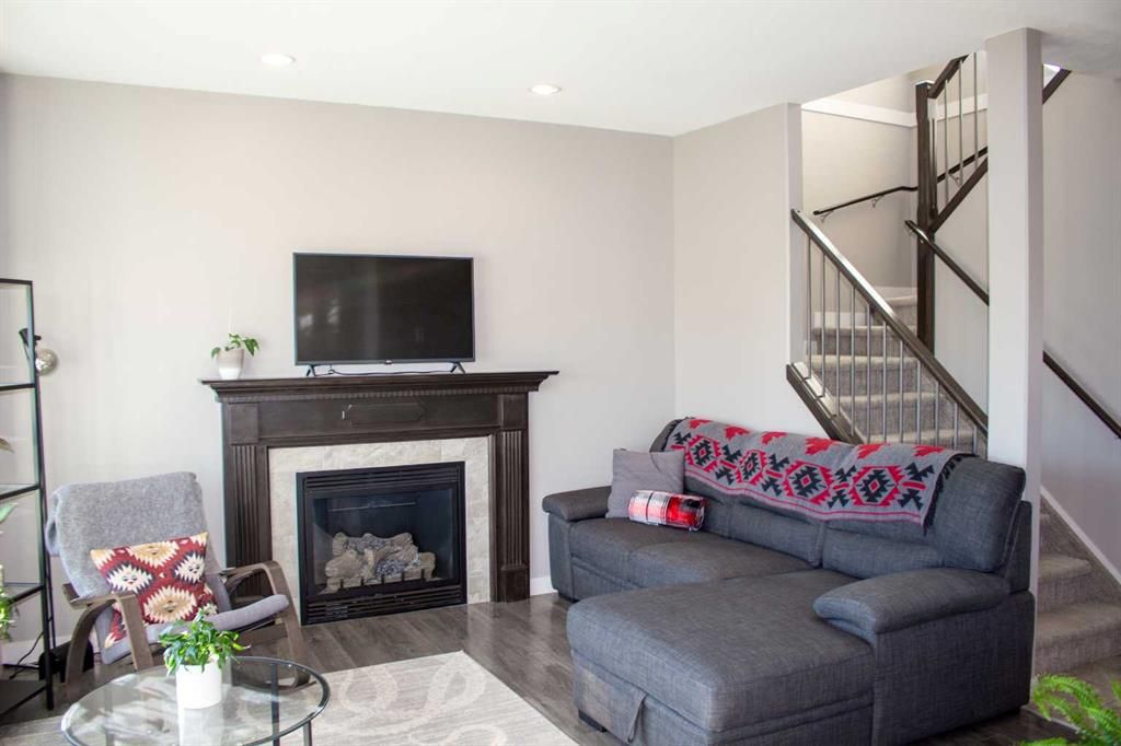 9402 88 Street  - Photo 4