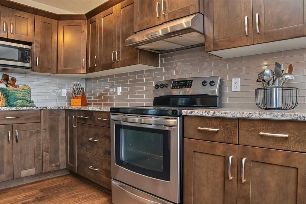 10821 60A Avenue  - Photo 10