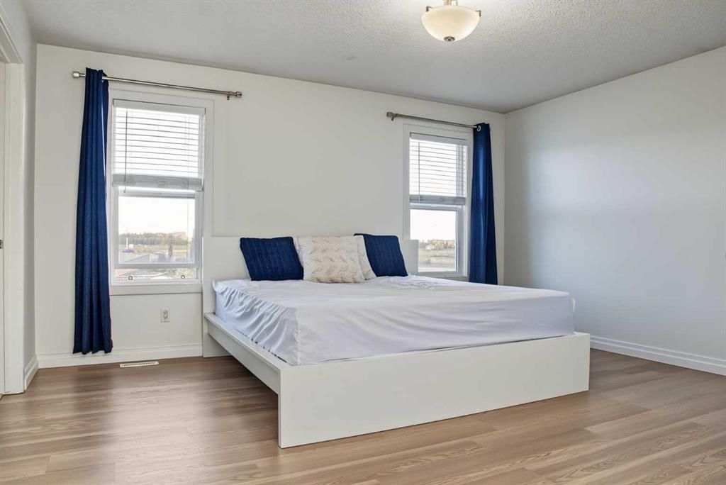 10821 60A Avenue  - Photo 15