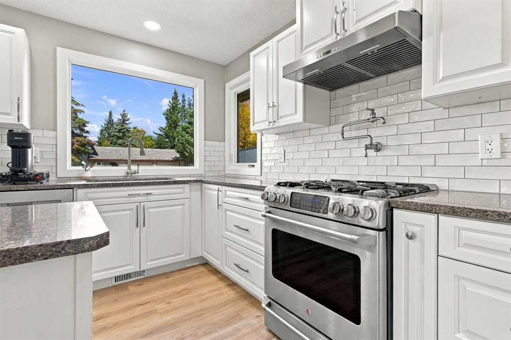 11107 94 Street  - Photo 12