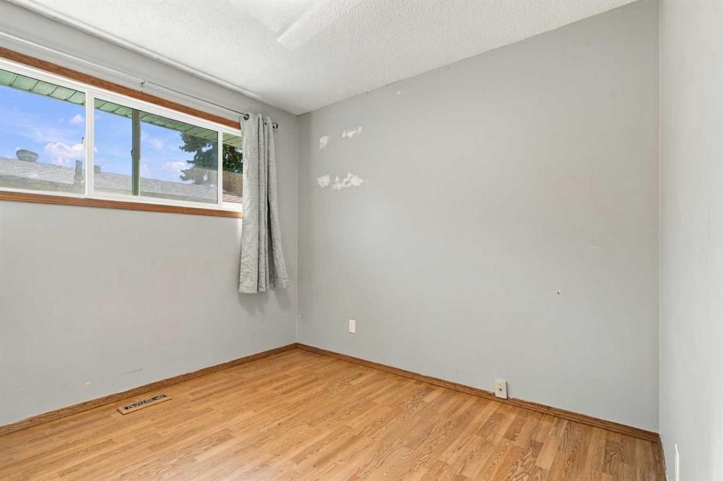 11107 94 Street  - Photo 21