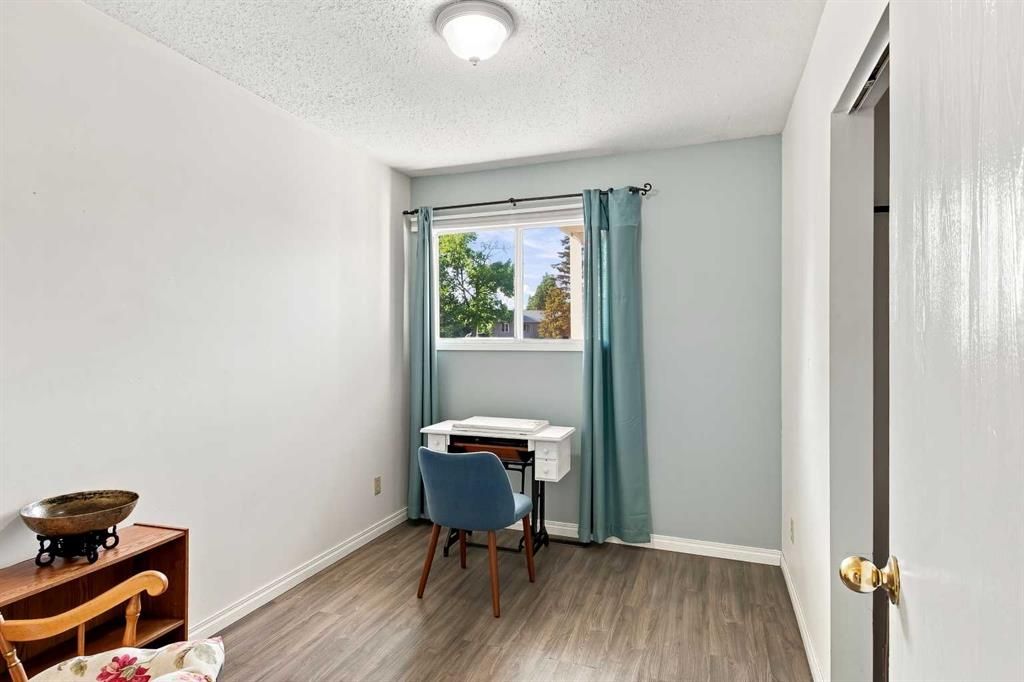 9313 111 Avenue  - Photo 15