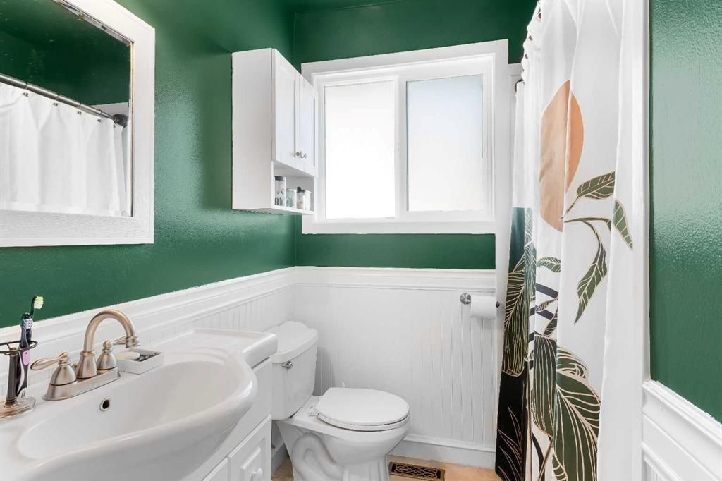 9313 111 Avenue  - Photo 16