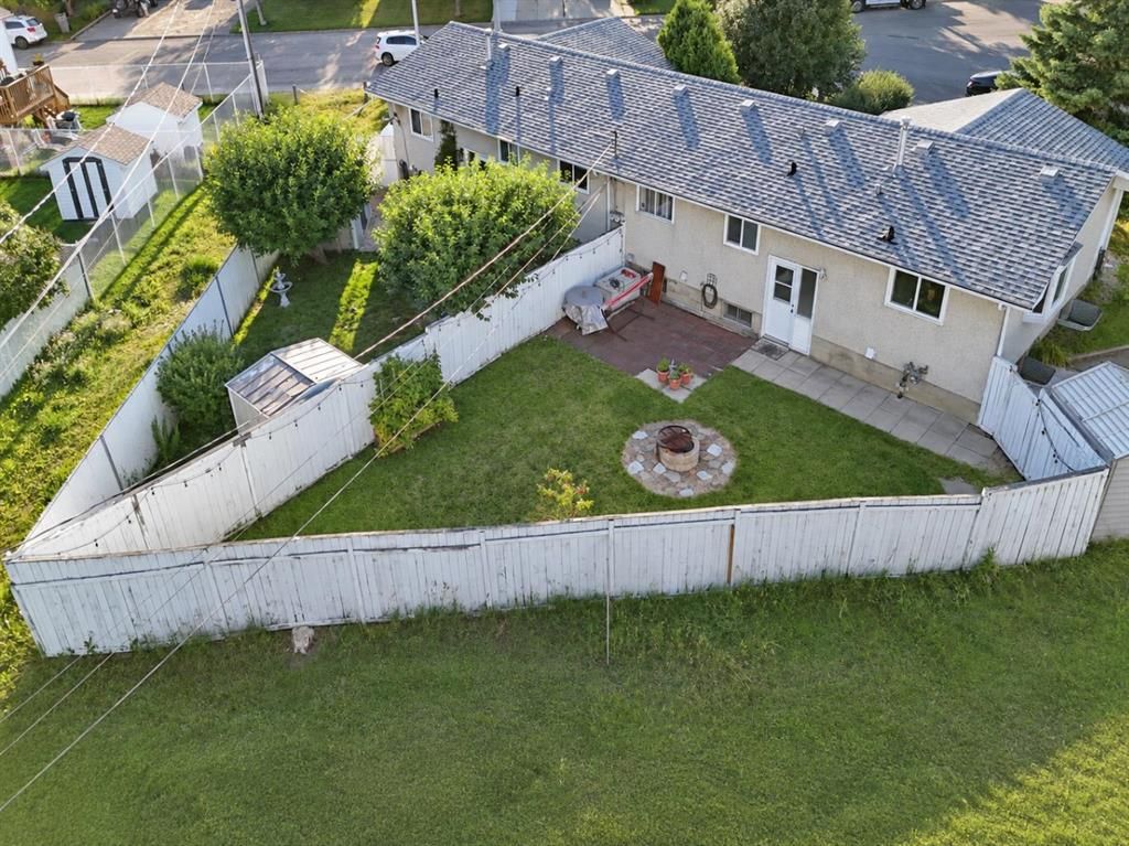 9313 111 Avenue  - Photo 35