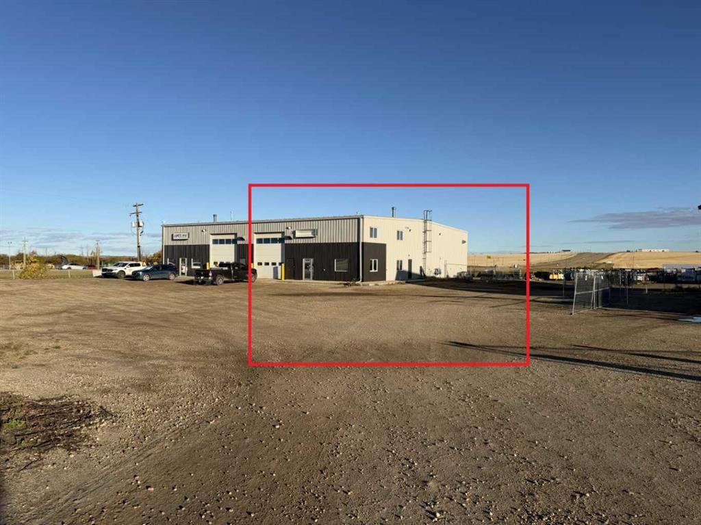 10828 99 Street  - Photo 1