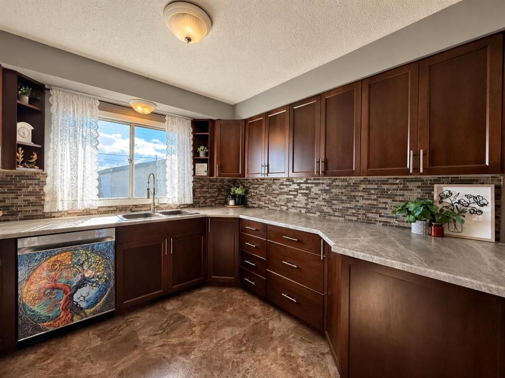 9409 108 Avenue  - Photo 18