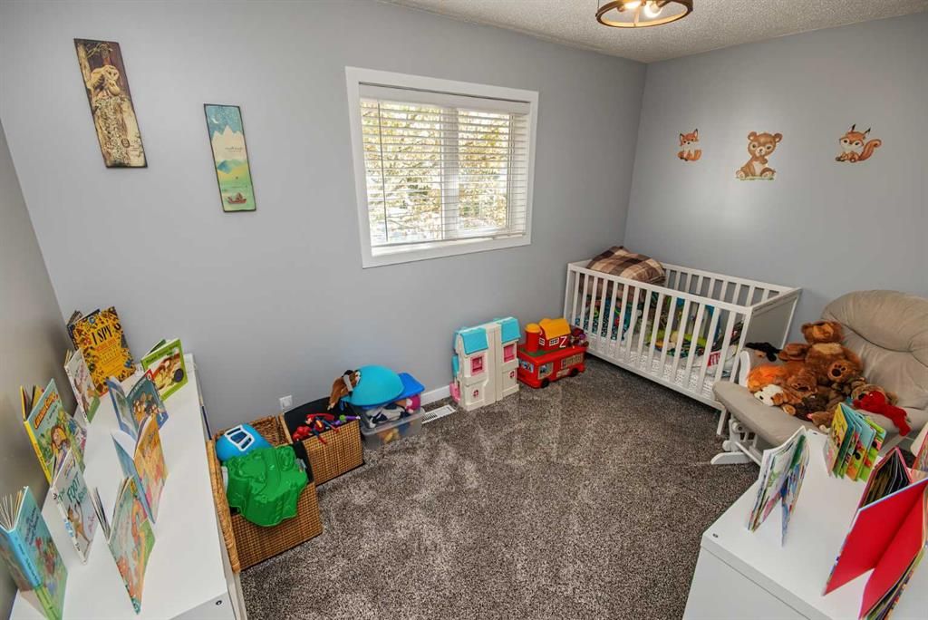7633 97A Street  - Photo 21