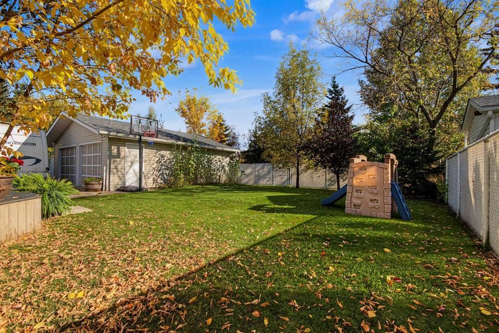 7633 97A Street  - Photo 34